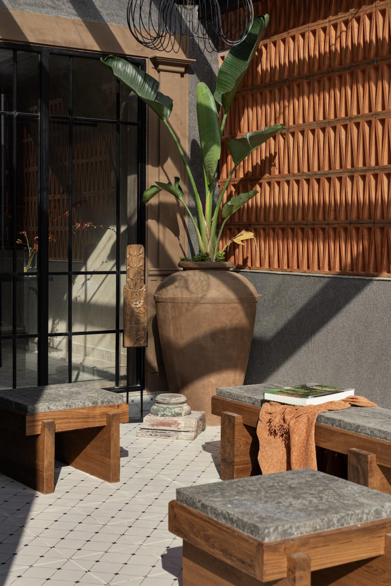 Craftsmanship and Local Materials Make for a Sensational Bengaluru Home