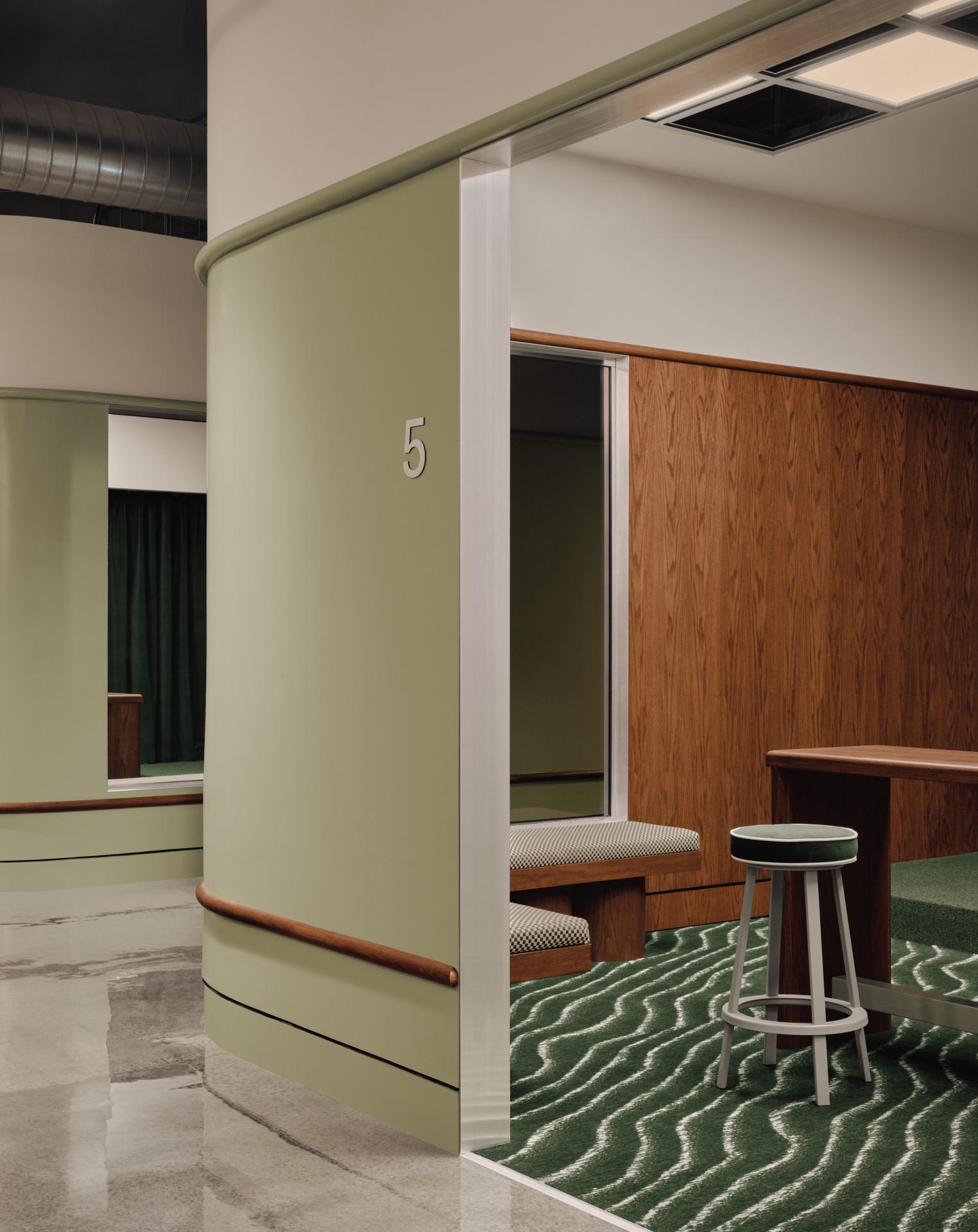 This Indoor Golf in Montreal Feels Like a Design Museum
