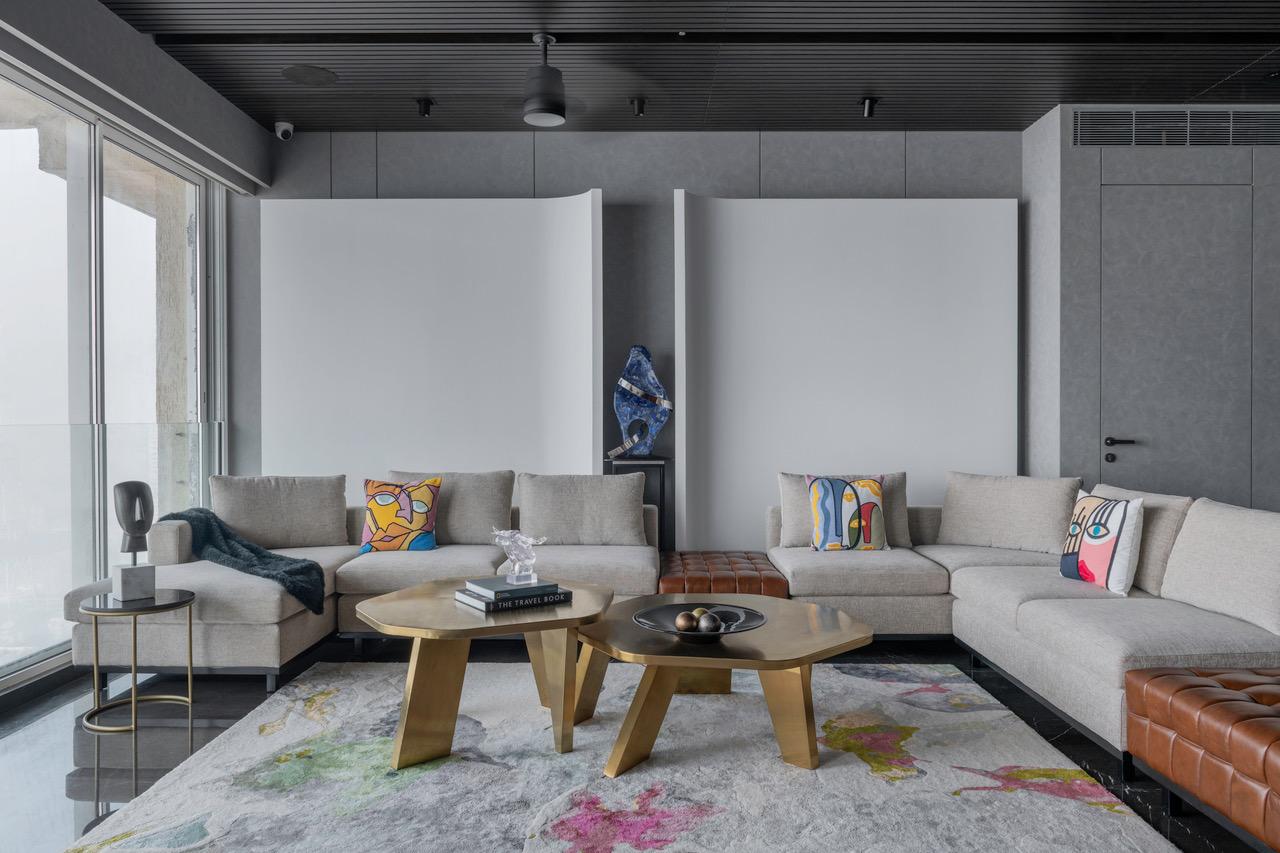 印度孟買3,000呎的The Charcoal Residence, 築構色彩與紋理的活力空間