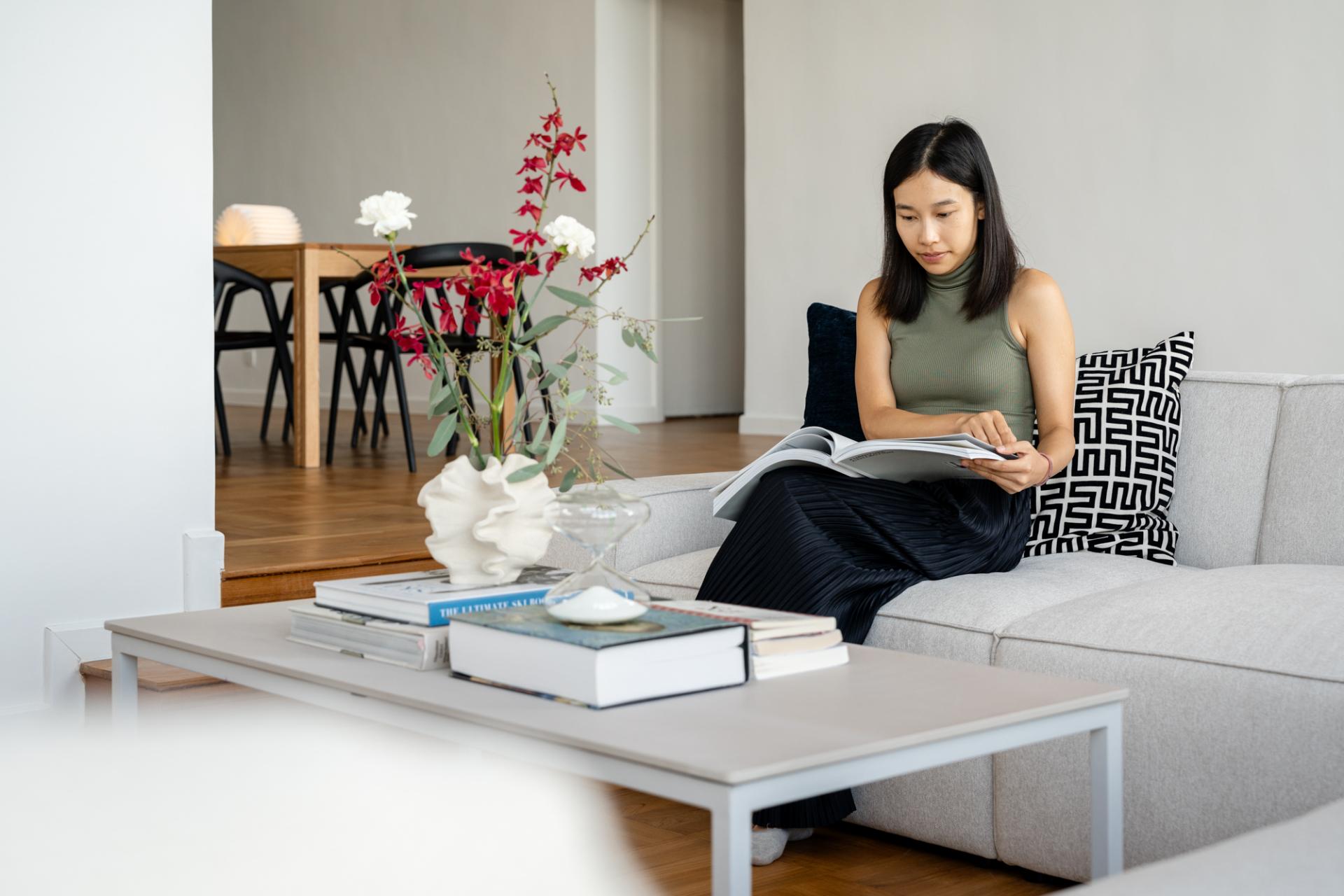 How Styling Turns a Rented Hong Kong Apartment into Modern Spanish Retreat