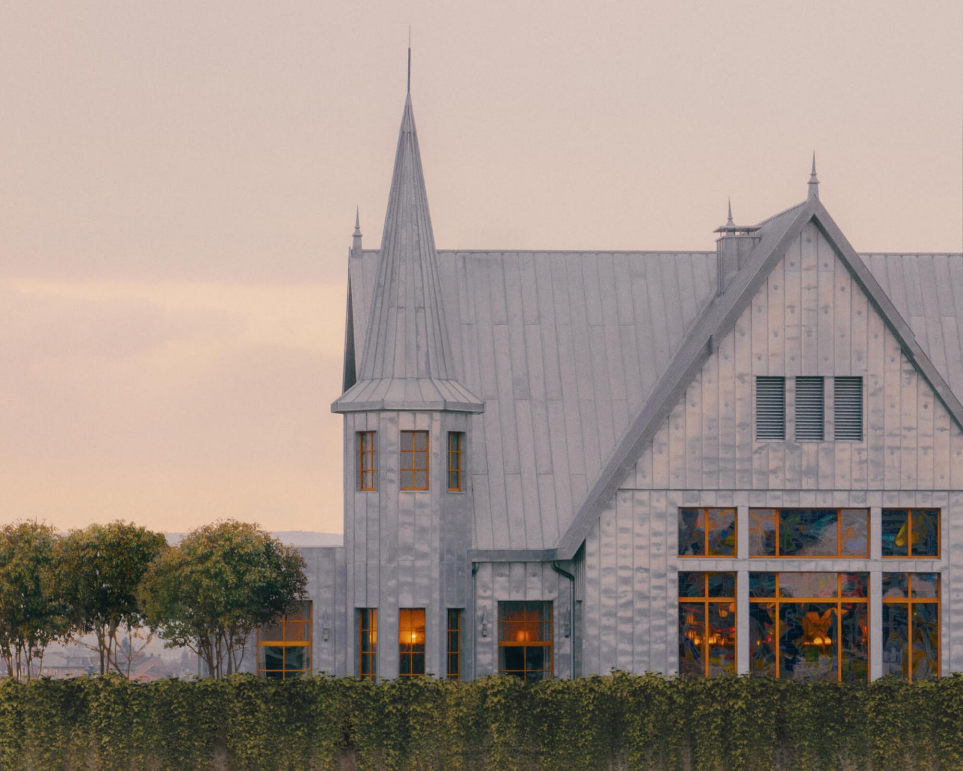 法國設計鬼才Philippe Starck的奇幻設計力作:梅斯Maison Heler酒店