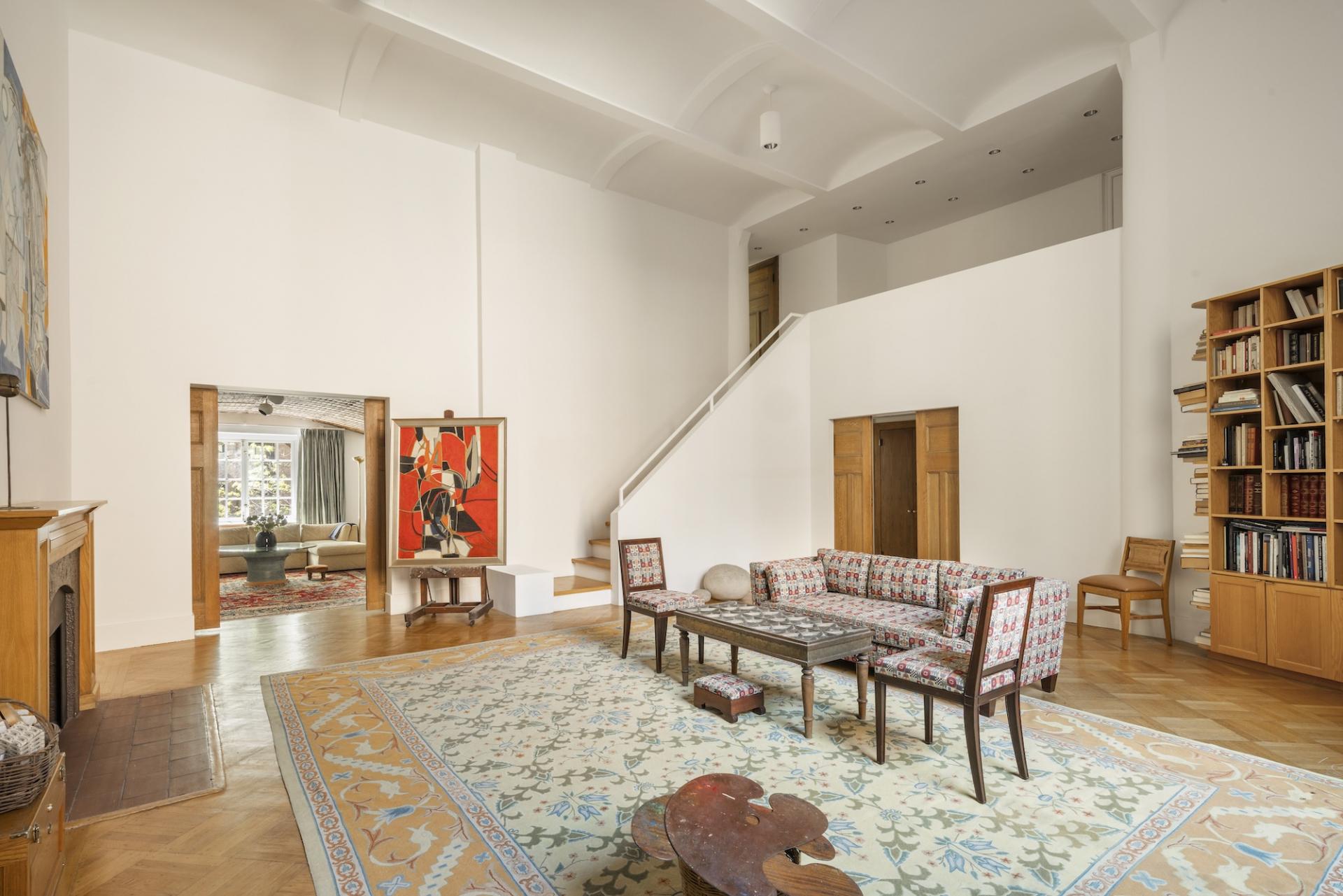 Françoise Gilot's Former NYC Home Listed for HK$34M