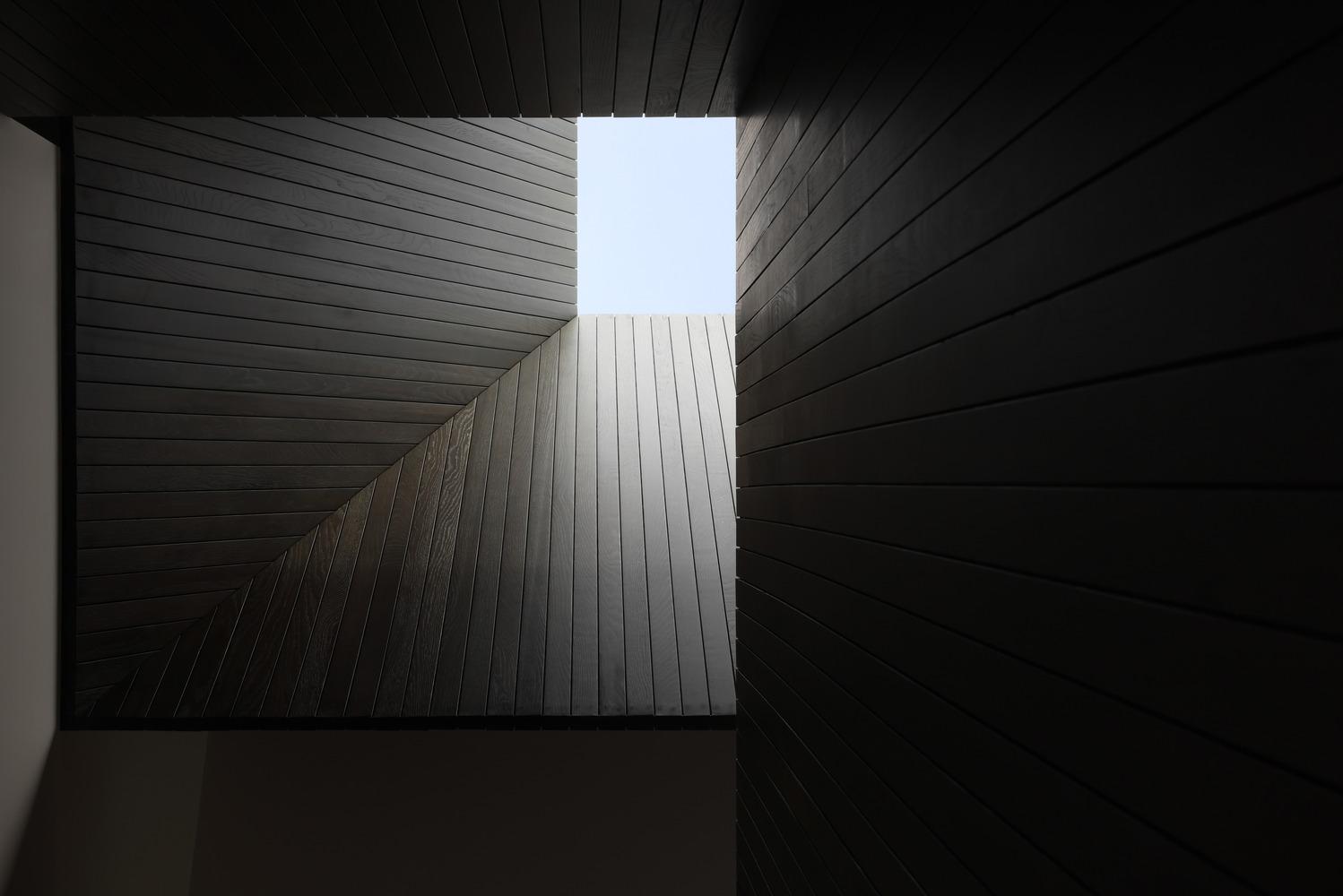 加拿大「再折疊式住宅」,Mcleod Bovell Modern Houses顛覆現代建築的視覺盛宴