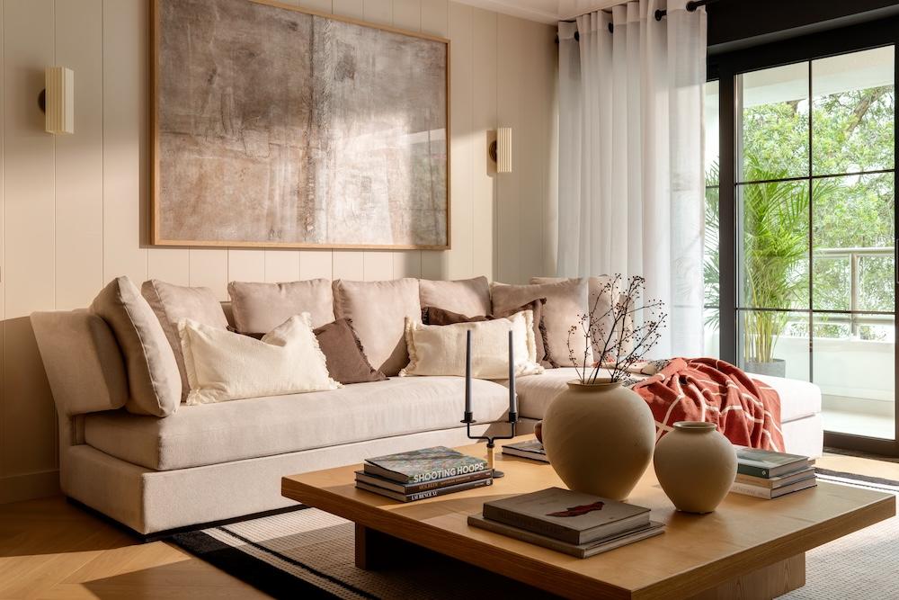 How JJ Acuna Turns a Vintage Kowloon Tong Unit into a Bright, Airy Home