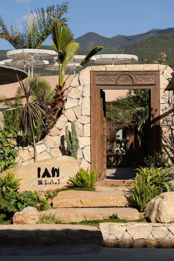 Lan Bistro in Yunnan Serves Up Nature's Finest