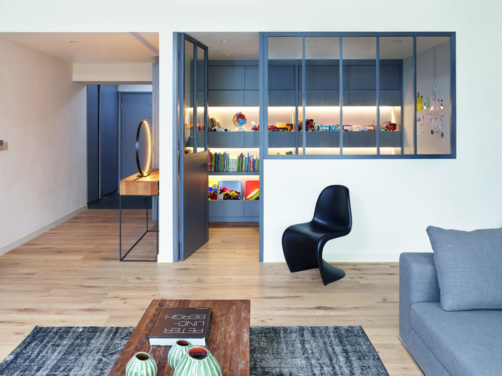 A sleek, monochrome palette sets this Peggy Bels-designed home apart