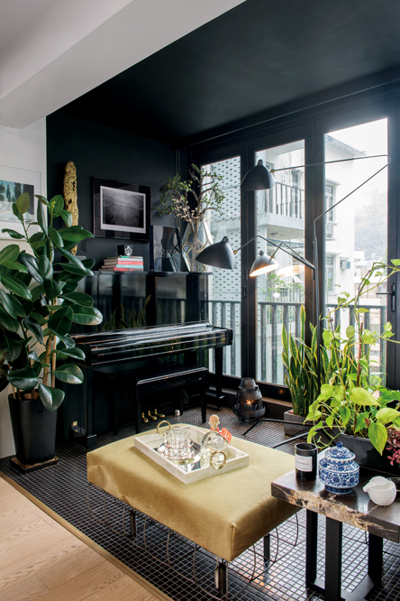 The home of Mr Porter’s public relations director is a glamorous oasis