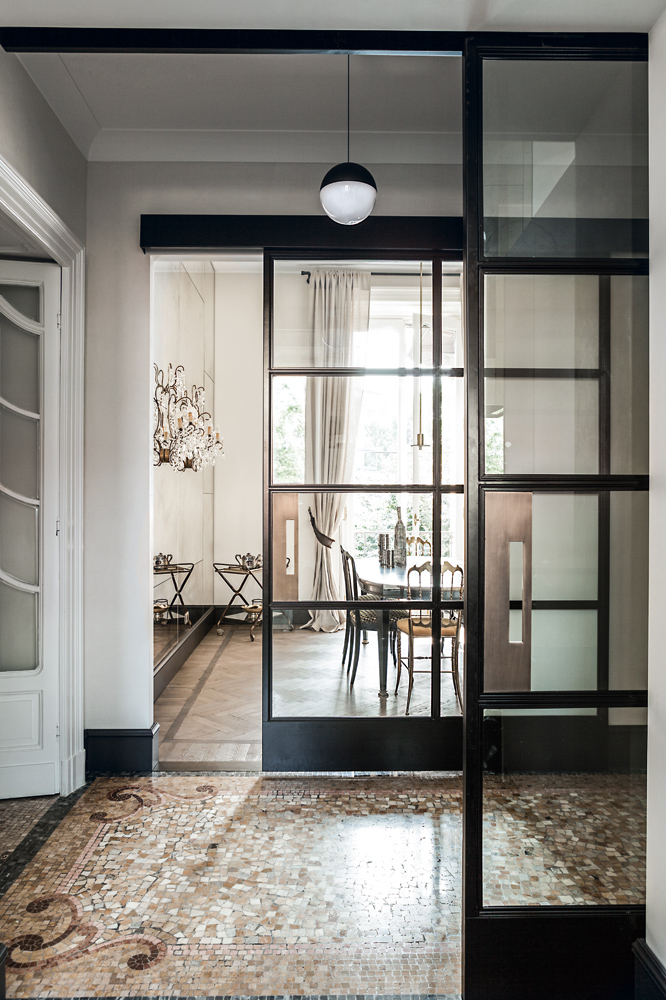 A family creates their dream home in the heart of downtown Milan