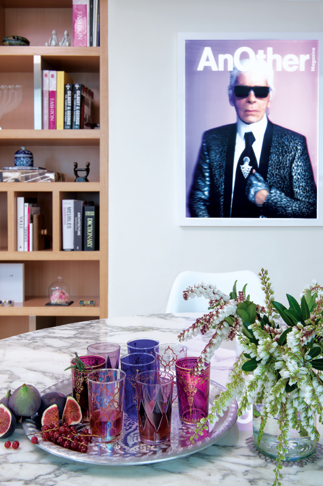 Karl Lagerfeld的全息影像為時裝雙年刊AnOther的15周年紀念特刊。