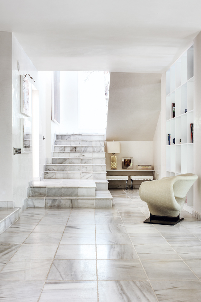 Caroline's palette suited the monochromatic marble surfaces (Blanco Ibiza, a local marble) that presented an ideal blank canvas for the glam 1970s vintage vibe she envisaged.