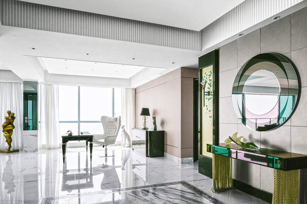 A couple whiles away their twilight years in the lap of luxury in Pok Fu Lam