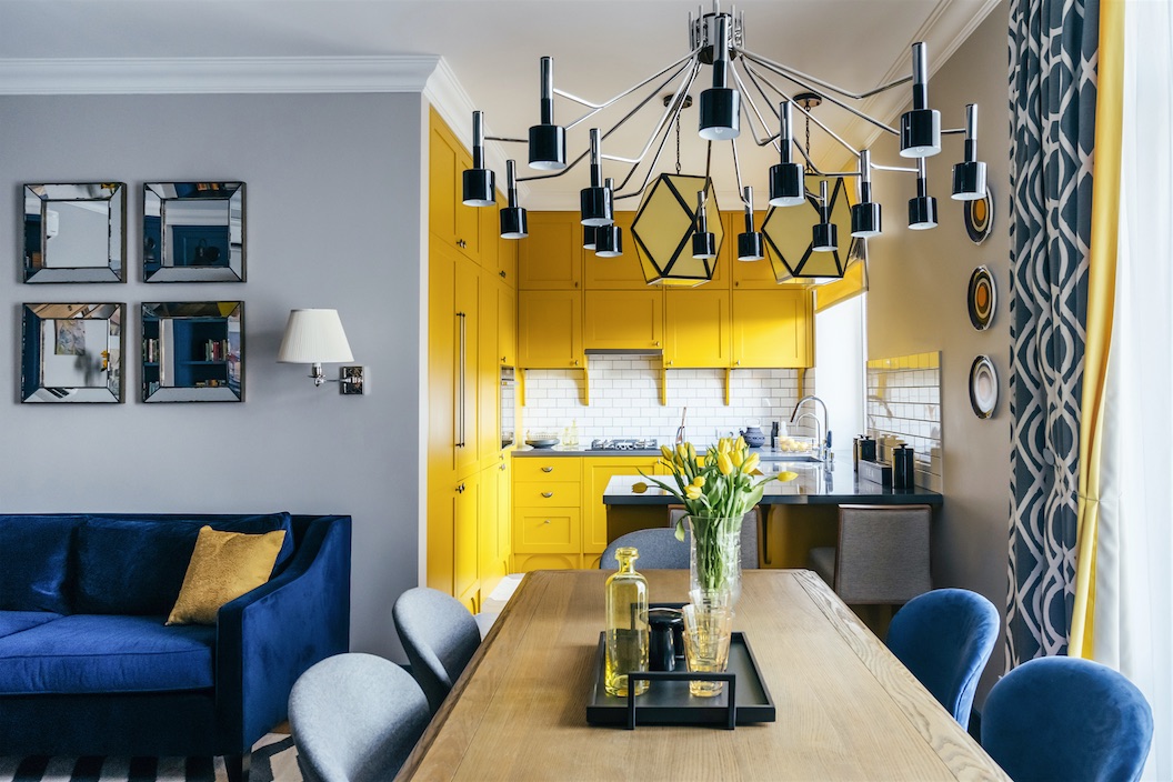 Big on style: this compact Moscow home shines in vibrant shades