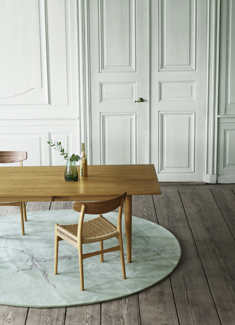 Carl Hansen & Son Wegner_CH327_oak-oil_CH23_oak-oil_oak-walnut-oil_NUP008_coral_jade-green