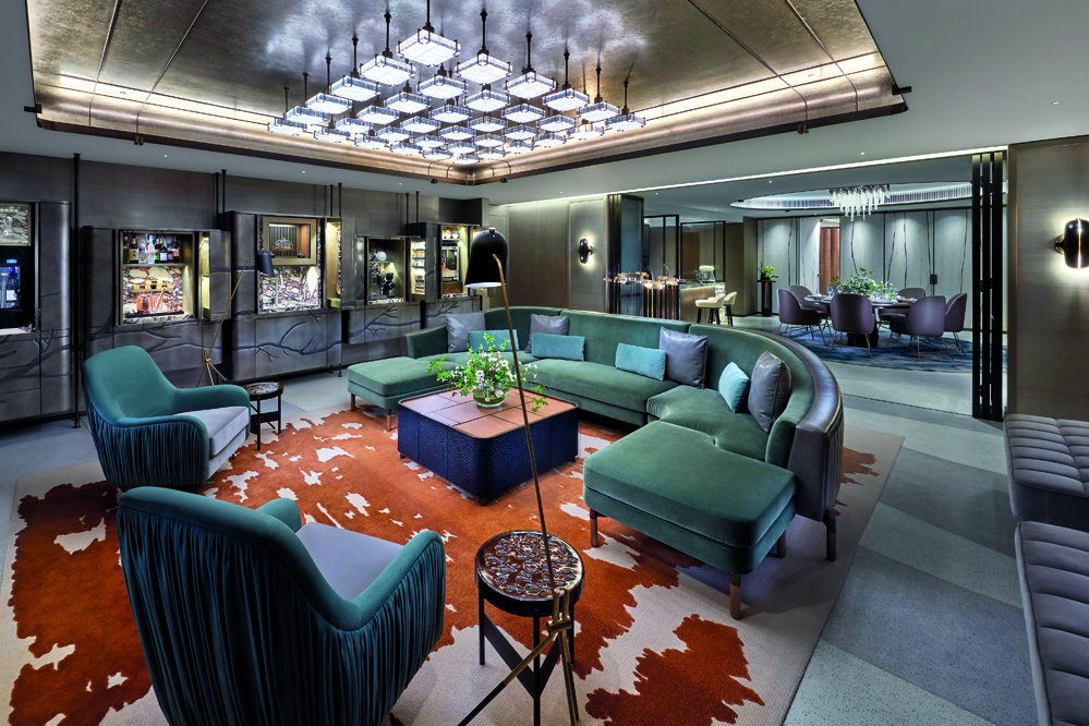 Joyce Wang為香港置地文華東方酒店打造當代奢華的套房設計