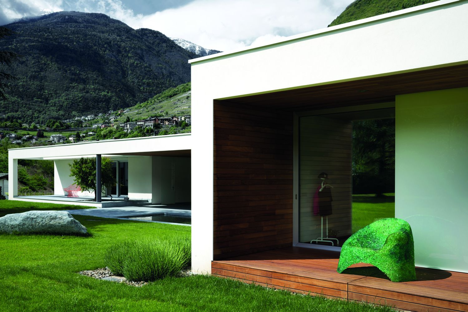 Villa Geef evokes harmony with Italy’s Rhaetian Alps