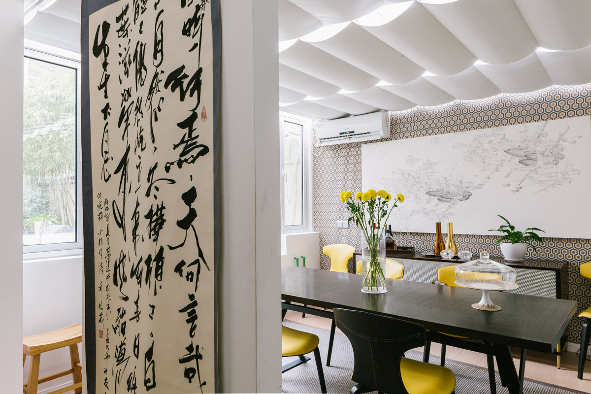 An etiquette school founder’s Shanghai home combines old world glamour with contemporary art