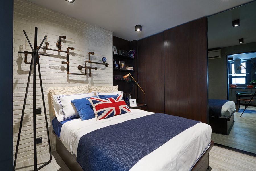 This 700sqft West Kowloon bachelor pad is designed for a sports-loving gentleman