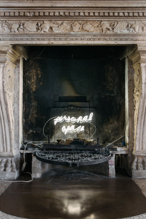 Inside Thayse Viégas’ breathtaking art-filled abode