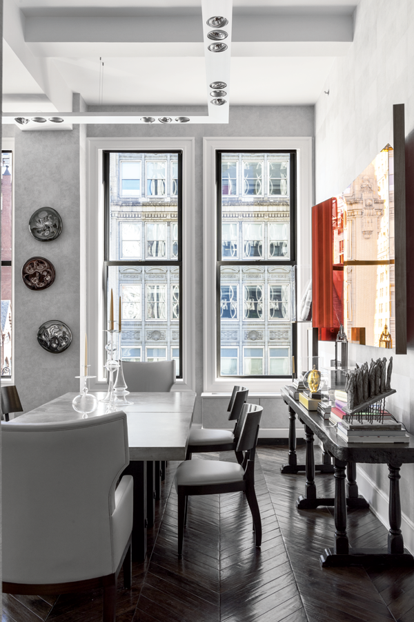 Fifty Shades of Grey Complement a Breathtaking Art Collection in This Gramercy Park Apartment