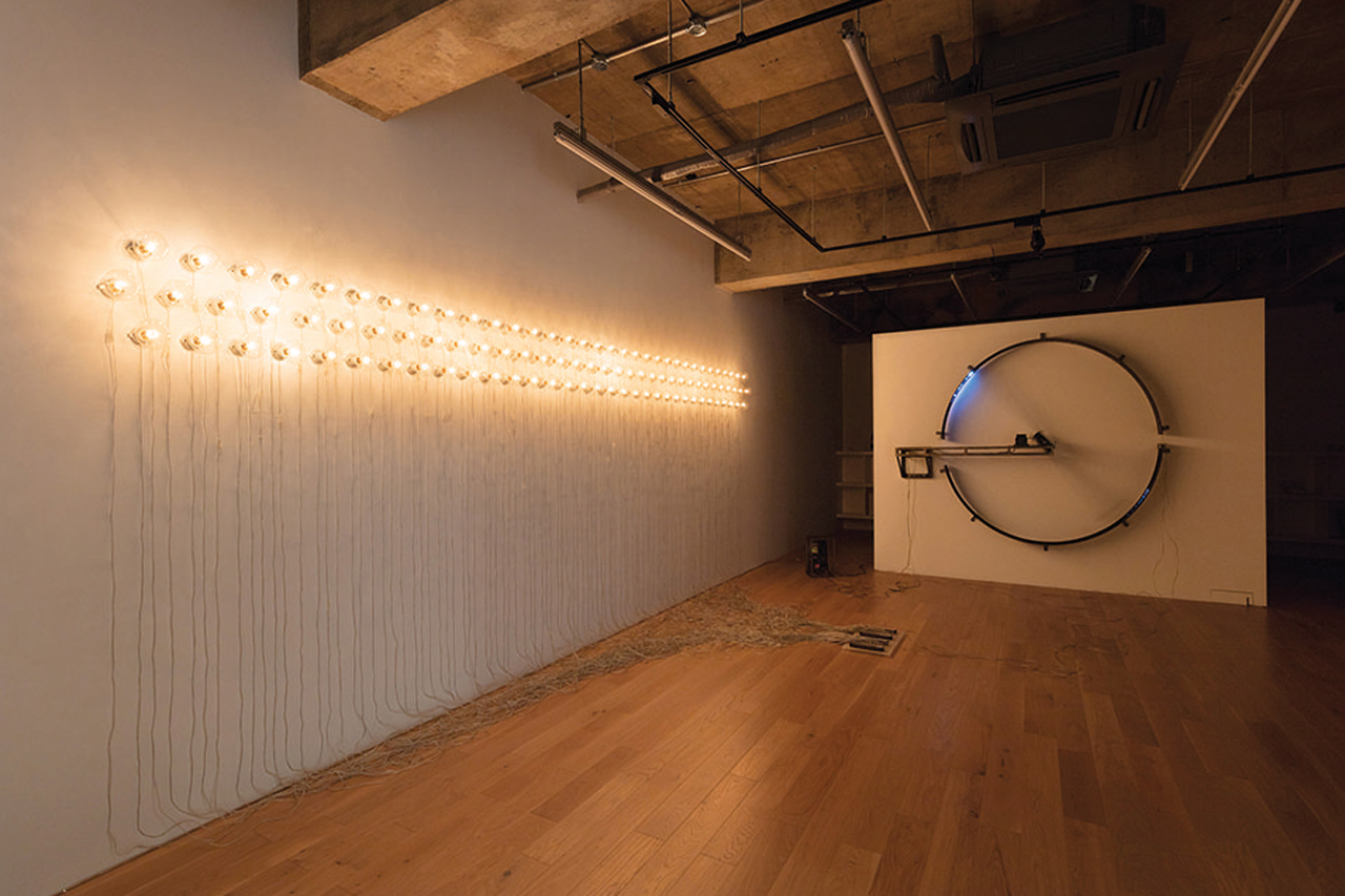 Satoru Tamura, Point of Contact for 100 incandescent lamps#2, 2014