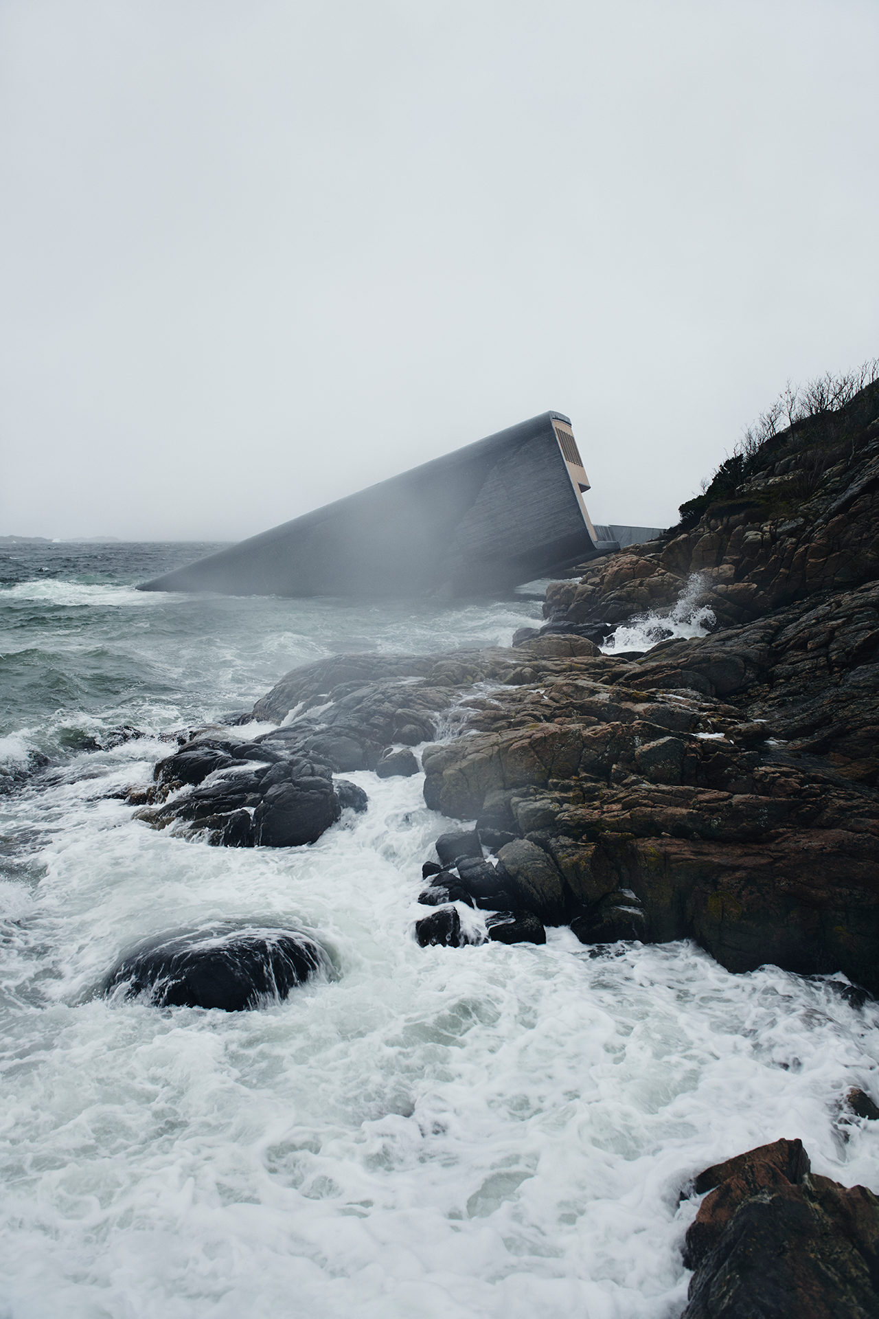 Under features concrete walls half a metre thick to withstand pressure from the rugged sea conditions. (Photo: Ivar Kvaal, courtesy of Under restaurant)