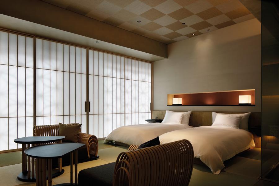 The expertise of award-winning lighting designer Masanobu Takeishi is utilised to replicate the warmth of a ryokan, evident in each of the suites