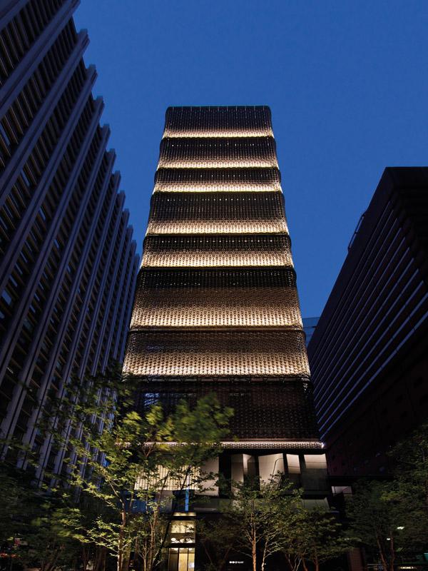 Award-winning lighting designer Masanobu Takeishi’s work adorn the exterior of the hotel