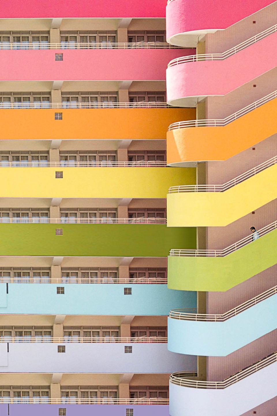 Chak Kit眼中的香港是個充滿繽紛色彩與簡約線條的美學世界