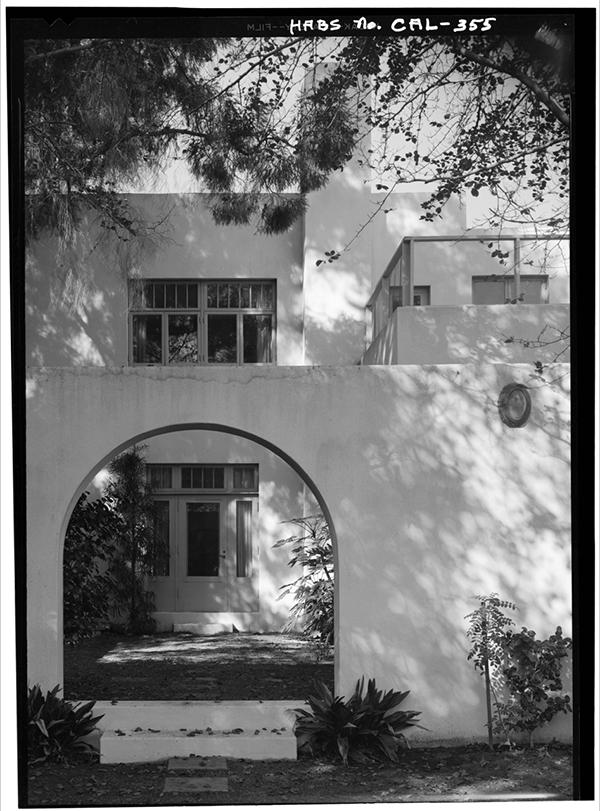 The Dodge House built by Irving Gill in West Hollywood. (Photo: Marvin Rand, courtesy of Leopold Banchini Architects)
