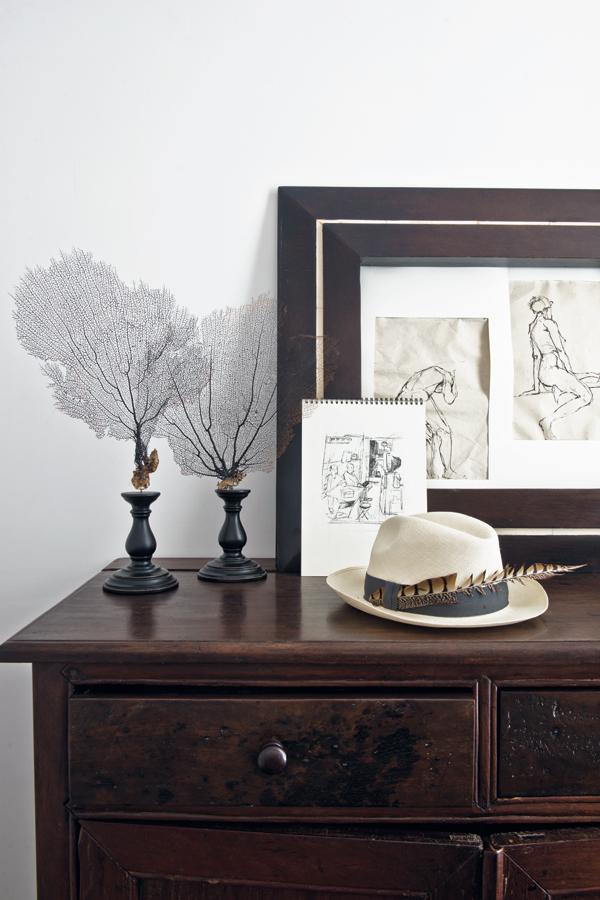 Sketches and candlesticks create an inspiring vignette 