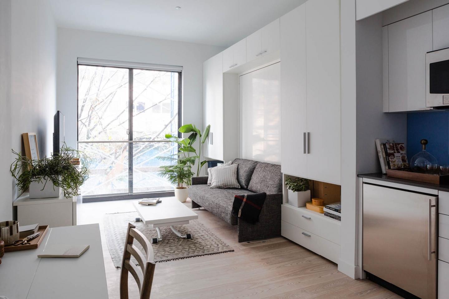 Ranging from 260sqft to 360sqft, Carmel Place’s micro units employ minimalist aesthetics