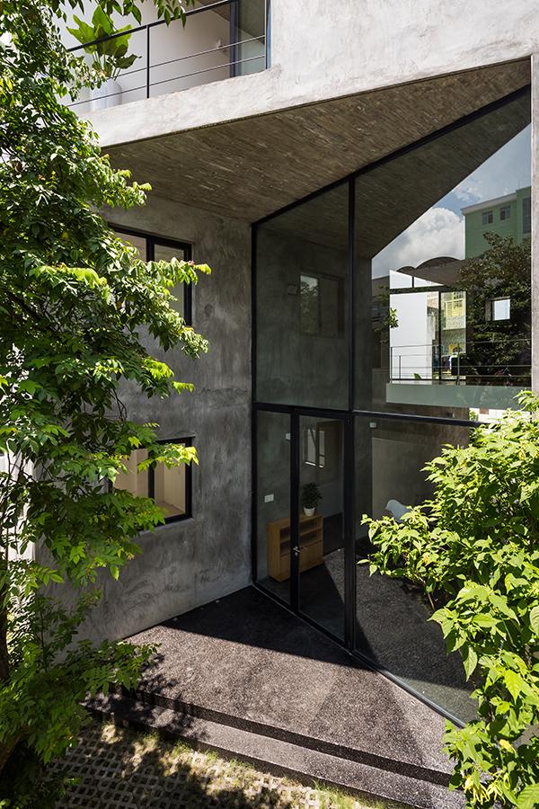 (Photo: Hiroyuki Oki, courtesy of Sanuki Daisuke Architects)