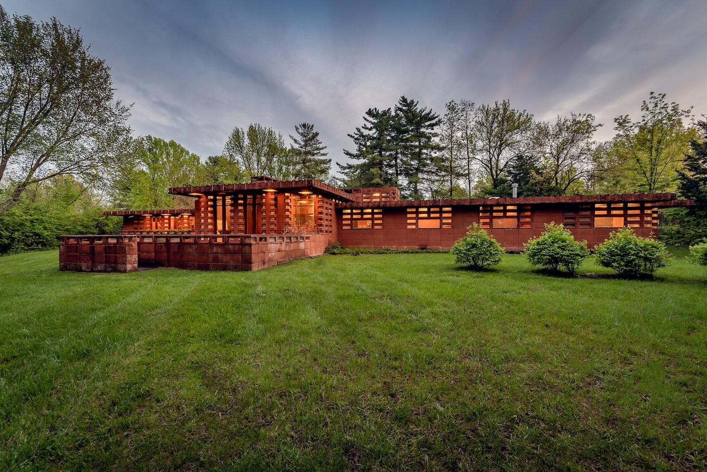 This historic property will be available to purchase for the first time ever, presenting a once-in-a-lifetime opportunity for someone to own a Frank Lloyd Wright home. 