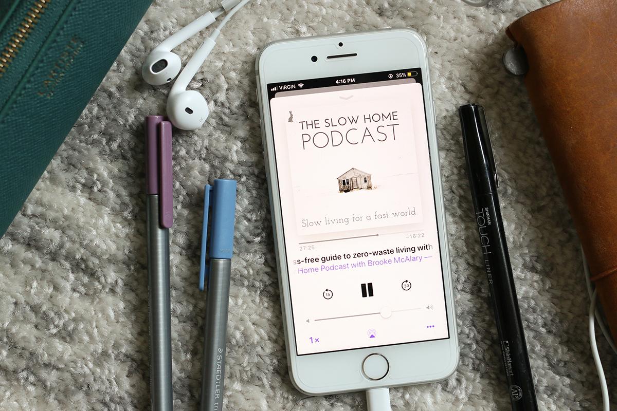 4 Podcasts for Every Home Decorator & Interior Design Enthusiast