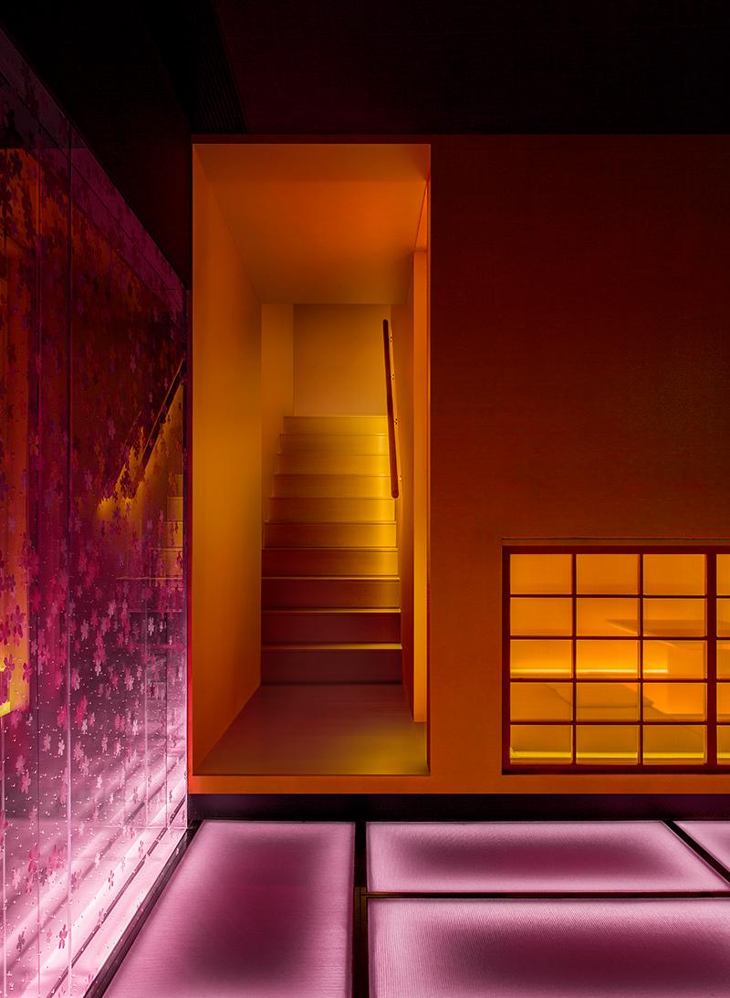 The illuminated stairway from the first floor. (Photo: Courtesy of Shanghai Hip-pop Design)