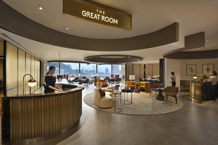 The Great Room in One Taikoo Place looks out to stunning vistas of mountains and the ocean