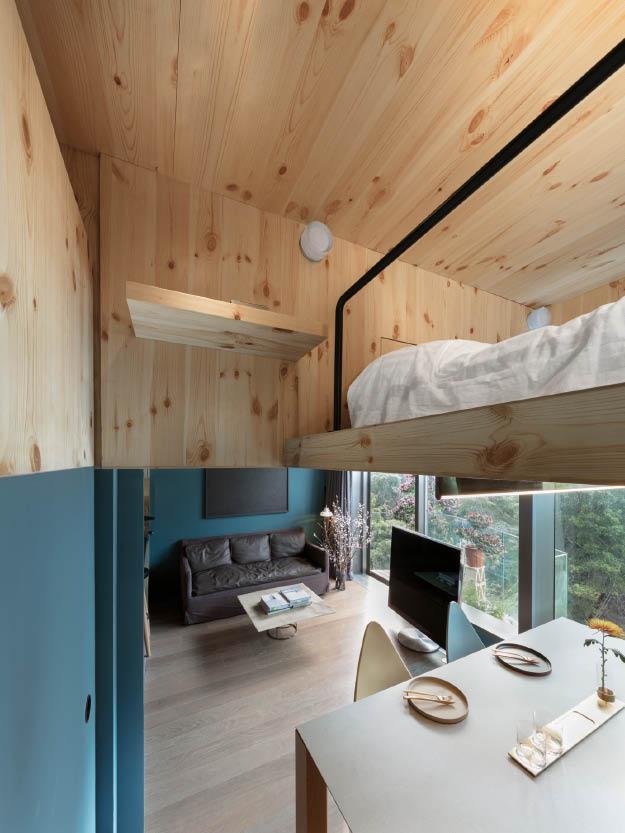 This Compact 370sqft Kowloon Home is a Treehouse-inspired Retreat