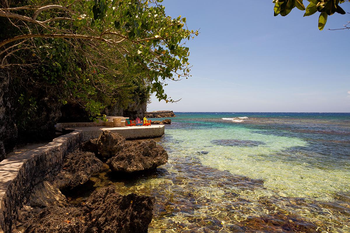 Seaside views from the Fleming Villa in Oracabessa, Jamaica. (Photo: Courtesy of AirBnb)