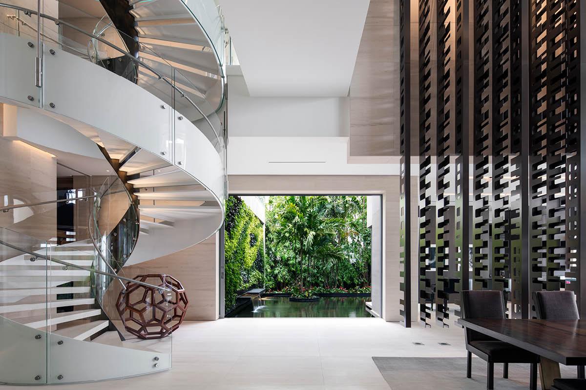 Step Inside a Miami Abode that Blends Architecture with Nature
