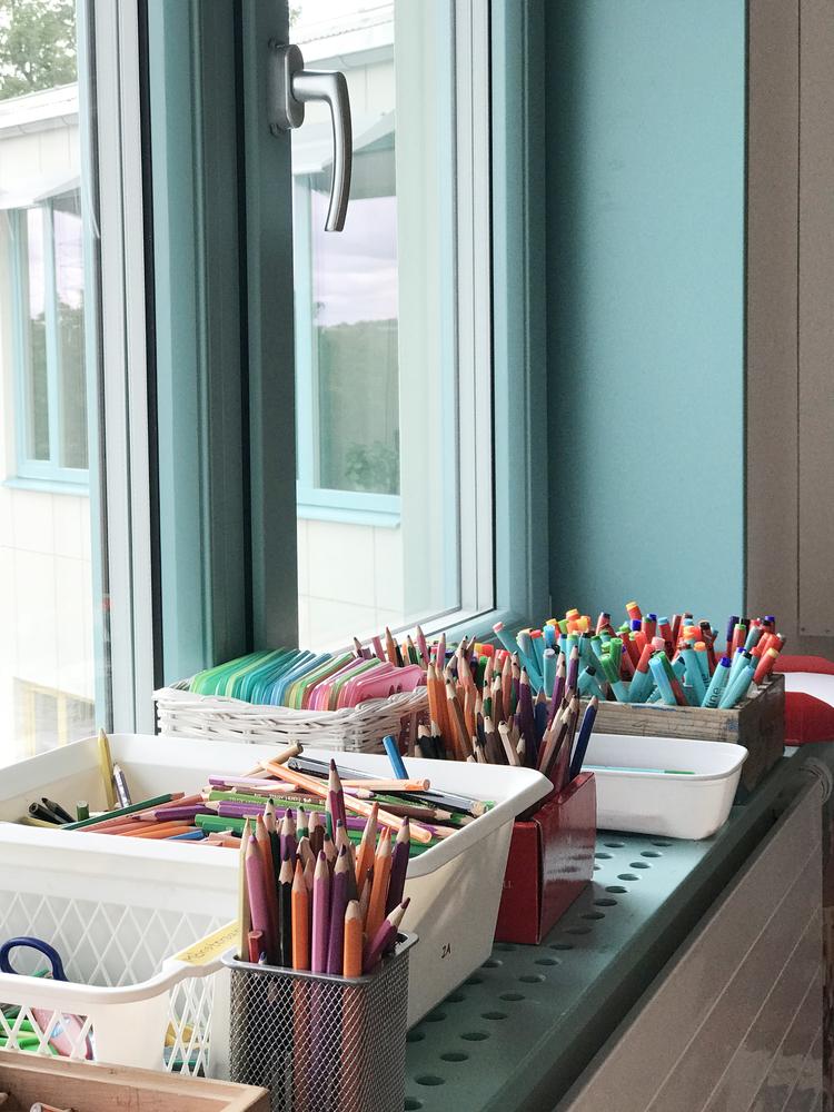 【貫徹瑞典精緻設計的校園】以色彩和細節激發兒童學習