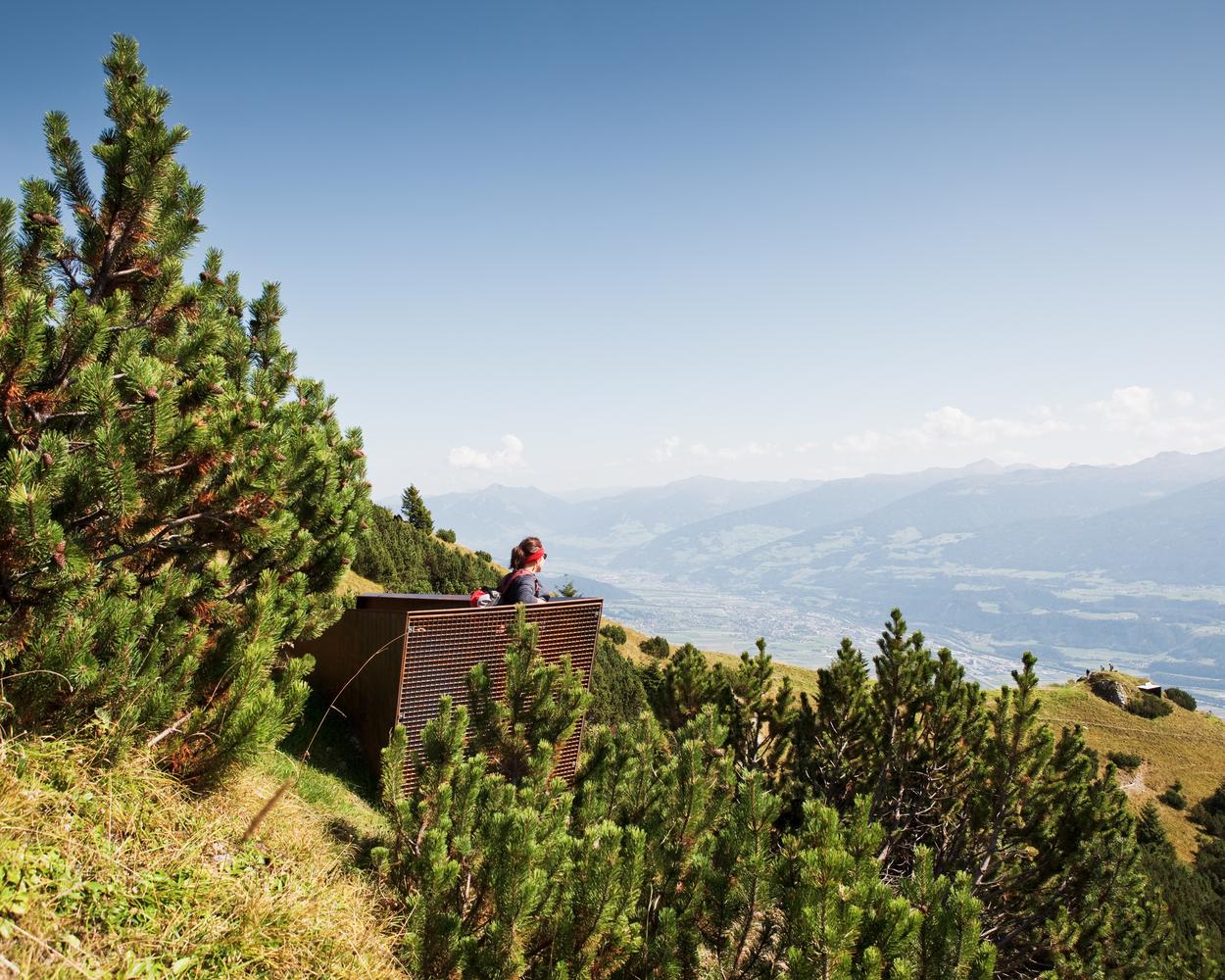 【自然設計令人嘆為觀止】阿爾卑斯山全新觀景台 飽覽一望無餘的山脈景色