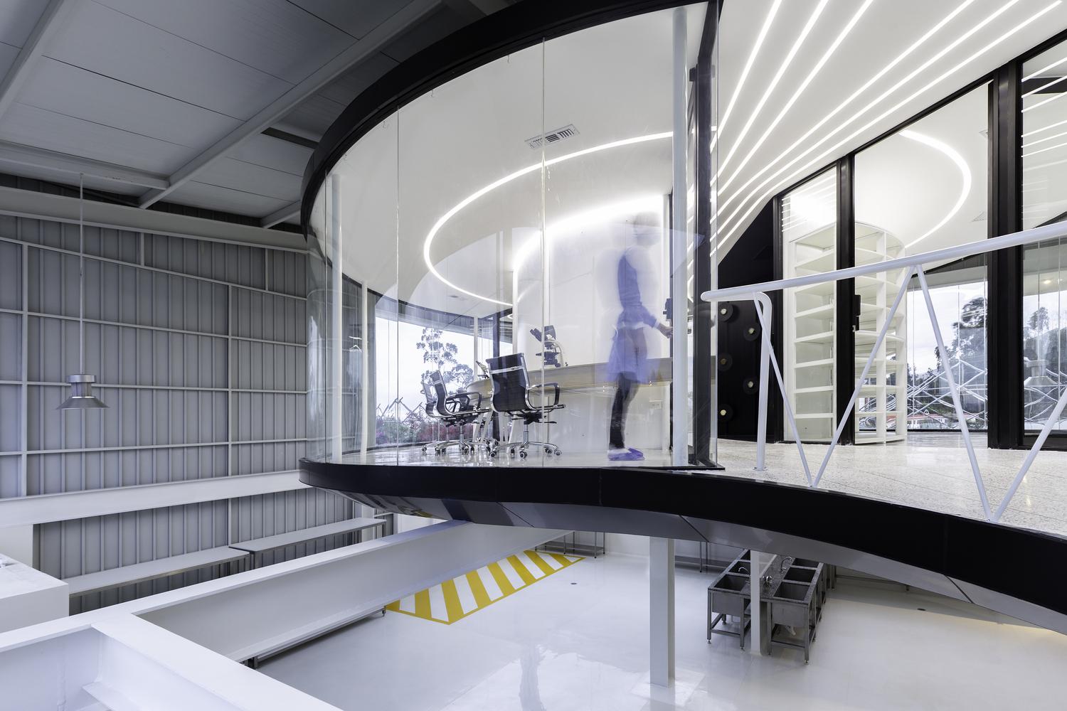 【猶如置身於科幻電影】 厄瓜多爾創新實驗室 以未來風格帶來靈感
