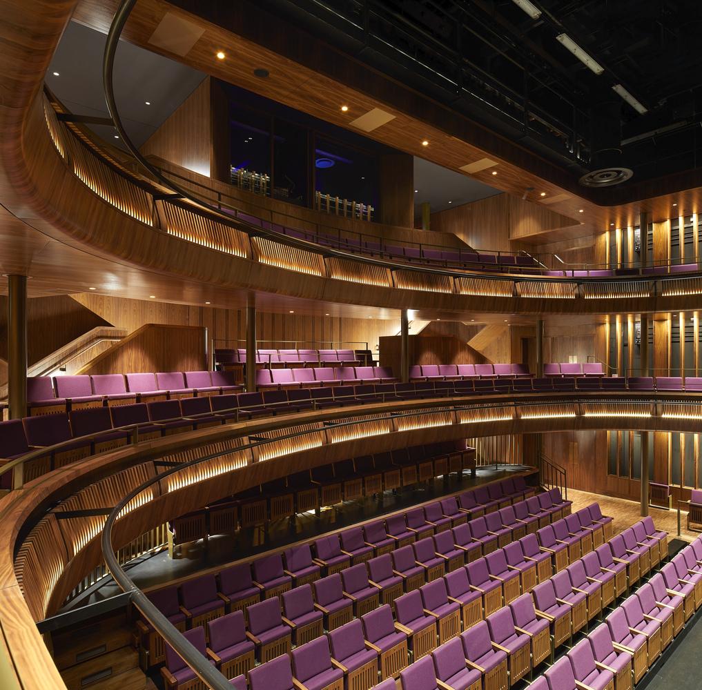 【英國倫敦地標】皇家歌劇院經翻新後 展現非凡文藝魅力