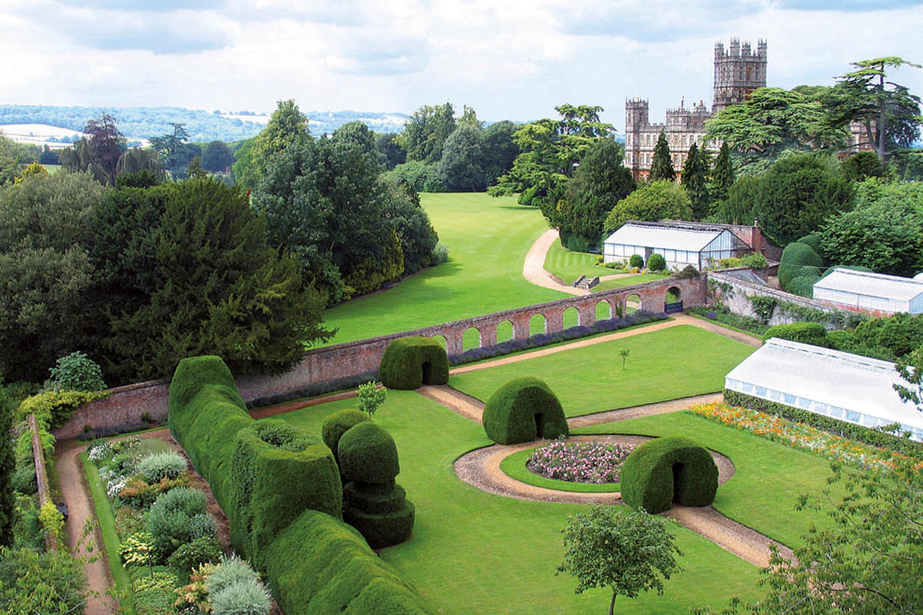 豪華列車帶你遠赴《Downton Abbey》莊嚴城堡，打造專屬閣下的「貴族遊」