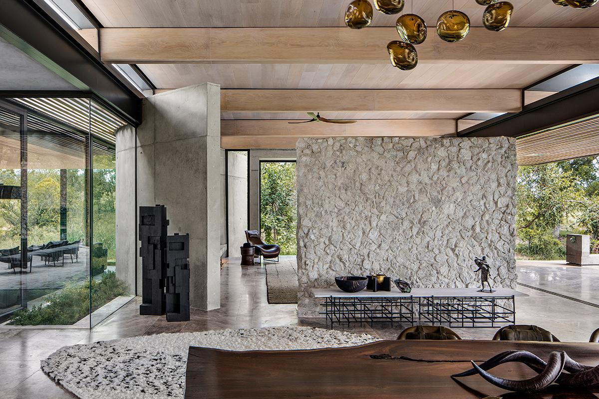 A Modern Luxe Approach To Safari Style Architecture At