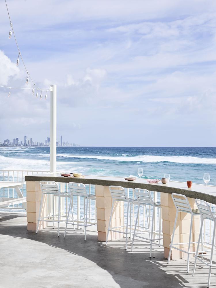 【澳洲悉尼海邊餐廳酒吧】流露70年代黃金海岸情懷 一望無際的海濱景觀