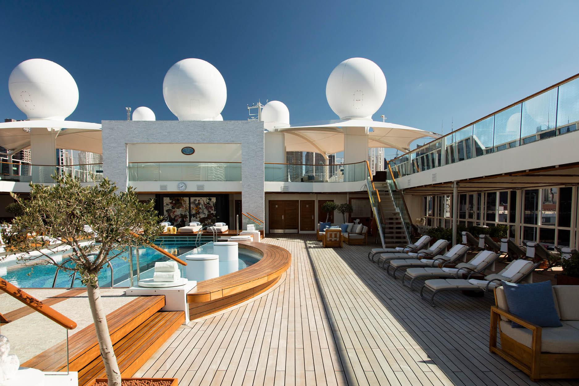 Luxe Living At Sea