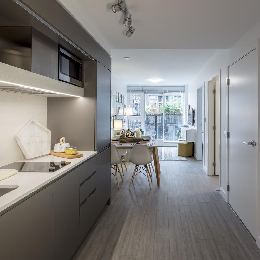 加拿大溫哥華彩色住房 創新現代公寓設計理念