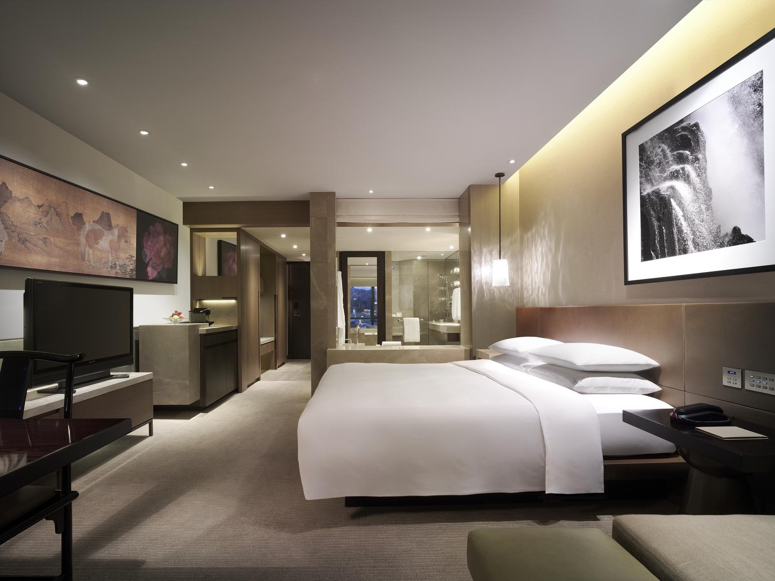 A Dreamlike 24-Hour Staycation at Grand Hyatt Hong Kong