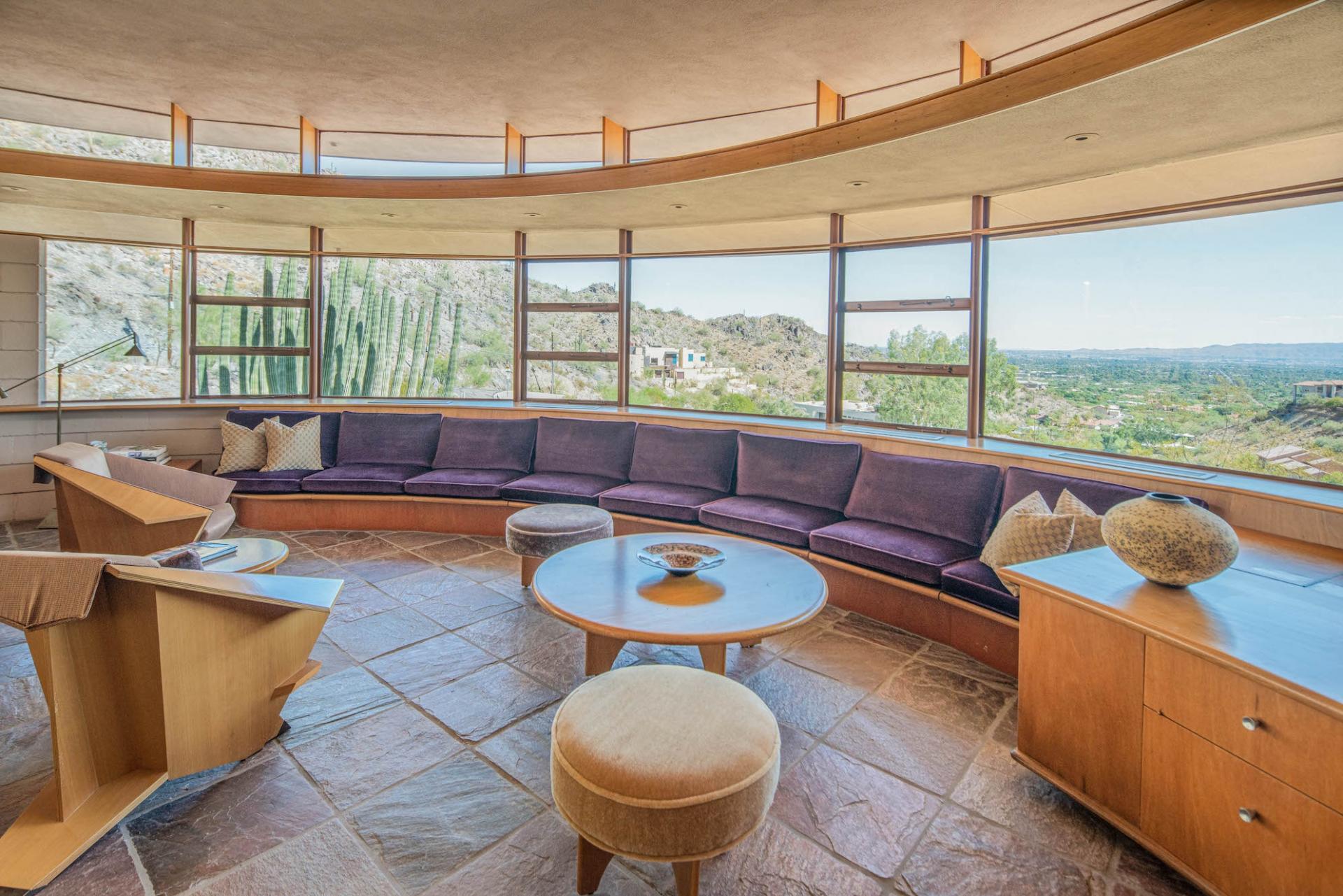 Inside Legendary Designer Frank Lloyd Wright’s Final Home 